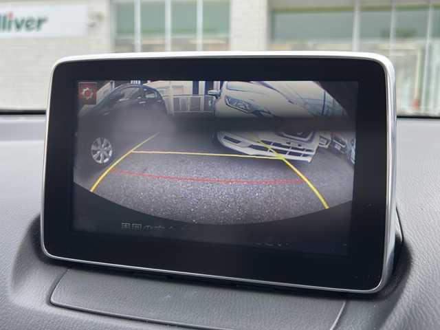 マツダ デミオ 13S Lパッケージ 千葉県 2015(平27)年 4.7万km スノーフレイクホワイトパールマイカ 純正SDナビ/BlueTooth接続/USB接続/バックカメラ/ステアリングスイッチ/ウィンカーミラー/プッシュスタート/ETC/LEDヘッドライト/衝突軽減ブレーキ/スマートキー/純正アルミホイール/純正フロアマット/取扱説明書/保証書