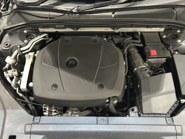 ボルボ Ｖ９０ T6 AWD インスクリプション 新潟県 2018(平30)年 4.6万km マジックブルーマイカ Bowers＆Wilkins/タッチスクリーン式センターディスプレイ（9インチ）/HDDナビゲーションシステム/・TV/BT/ヘッドアップディスプレイ/ステアリングアシスト付BLIS/インターセクション・サポート/被追突時警告機能/360°ビューカメラ/アダプティブ・クルーズ・コントロール/パイロット・アシスト/レーン・キーピング・エイド/レーン・チェンジ・マージ・エイド/パーク・アシスト・パイロット/コーナリングライト/アクティブベンディングライト/シートヒーター/ベンチレーション/パワーシート/ETC/ドライブレコーダー/レーダー探知機