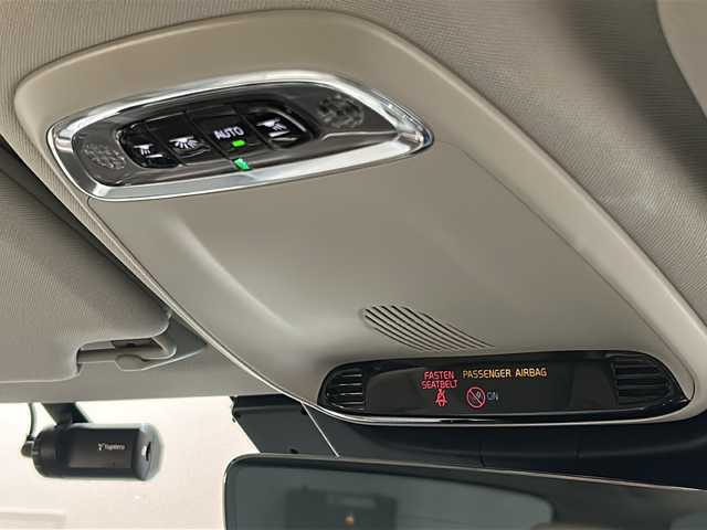 ボルボ Ｖ９０ T6 AWD インスクリプション 新潟県 2018(平30)年 4.6万km マジックブルーマイカ Bowers＆Wilkins/タッチスクリーン式センターディスプレイ（9インチ）/HDDナビゲーションシステム/・TV/BT/ヘッドアップディスプレイ/ステアリングアシスト付BLIS/インターセクション・サポート/被追突時警告機能/360°ビューカメラ/アダプティブ・クルーズ・コントロール/パイロット・アシスト/レーン・キーピング・エイド/レーン・チェンジ・マージ・エイド/パーク・アシスト・パイロット/コーナリングライト/アクティブベンディングライト/シートヒーター/ベンチレーション/パワーシート/ETC/ドライブレコーダー/レーダー探知機