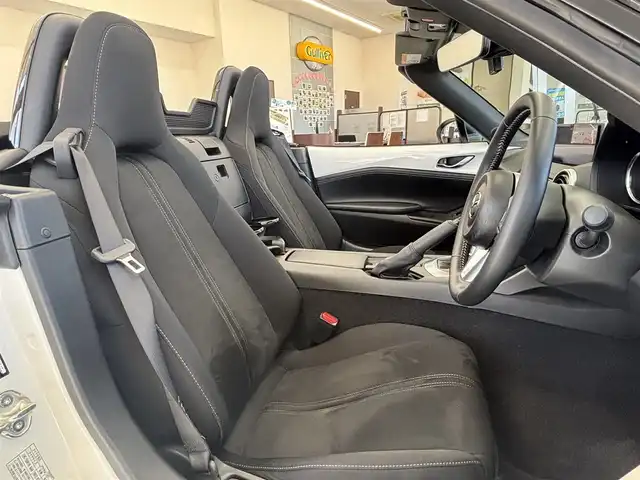 マツダ ロードスター S スペシャルパッケージ 愛知県 2025(令7)年 0.9万km スノーフレイクホワイトパールマイカ ８．８インチナビ　フルセグＴＶ　Ｂｌｕｅｔｏｏｔｈ　ＵＳＢ接続　スマホ連携　バックカメラ　ビルトインＥＴＣ　ドライブレコーダー　シートヒーター　アダプティブＬＥＤライト　標識認識　追従　ＬＫＡ　ＢＳＭ　前後衝突被害軽減ブレーキ