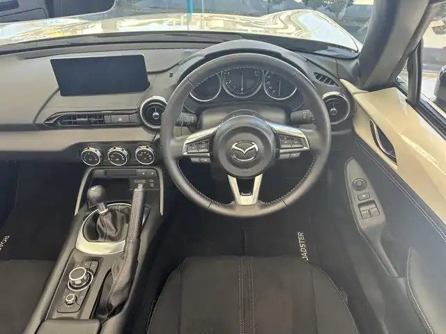 マツダ ロードスター S スペシャルパッケージ 愛知県 2025(令7)年 0.9万km スノーフレイクホワイトパールマイカ ８．８インチナビ　フルセグＴＶ　Ｂｌｕｅｔｏｏｔｈ　ＵＳＢ接続　スマホ連携　バックカメラ　ビルトインＥＴＣ　ドライブレコーダー　シートヒーター　アダプティブＬＥＤライト　標識認識　追従　ＬＫＡ　ＢＳＭ　前後衝突被害軽減ブレーキ