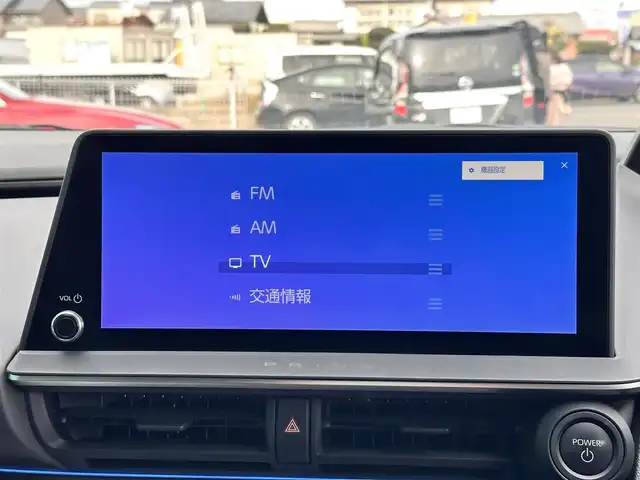 トヨタ プリウス Z 宮城県 2023(令5)年 3.8万km プラチナホワイトパールマイカ 寒冷地仕様/＝＝＝/モデリスタエアロ（F/S/R）/セーフティセンス/・プリクラッシュセーフティ/・緊急時操舵支援/・フロントクロストラフィックアラート/・レーンチェンジアシスト/・レーントレーシングアシスト/・レーンディパーチャーアラート/・レーダークルーズコントロール/・オートマチックハイビーム/・ロードサインアシスト/・ドライバー異常時対応システム/・プロアクティブドライビングアシスト/・発進遅れ告知機能/BSM/安心降車アシスト/後方車両接近通知/周辺車両接近時サポート/後方車両への接近警報/セカンダリーコリジョンブレーキ/トヨタチームメイト（アドバストパーク）/パーキングサポートブレーキ/パノラミックビューモニター/12.3インチディスプレイオーディオ/・コネクティッドナビ/・地デジTV/・USB/・AppleCarPlay/AndroidAuto/ビルトインETC2.0/AC100V/1500W/ワイヤレス充電器/本革シート/シートヒーター/ベンチレーション/ステアリングヒーター/運転席メモリー機能付パワーシート