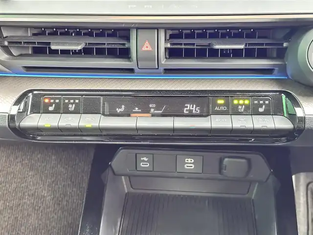 トヨタ プリウス Z 宮城県 2023(令5)年 3.8万km プラチナホワイトパールマイカ 寒冷地仕様/＝＝＝/モデリスタエアロ（F/S/R）/セーフティセンス/・プリクラッシュセーフティ/・緊急時操舵支援/・フロントクロストラフィックアラート/・レーンチェンジアシスト/・レーントレーシングアシスト/・レーンディパーチャーアラート/・レーダークルーズコントロール/・オートマチックハイビーム/・ロードサインアシスト/・ドライバー異常時対応システム/・プロアクティブドライビングアシスト/・発進遅れ告知機能/BSM/安心降車アシスト/後方車両接近通知/周辺車両接近時サポート/後方車両への接近警報/セカンダリーコリジョンブレーキ/トヨタチームメイト（アドバストパーク）/パーキングサポートブレーキ/パノラミックビューモニター/12.3インチディスプレイオーディオ/・コネクティッドナビ/・地デジTV/・USB/・AppleCarPlay/AndroidAuto/ビルトインETC2.0/AC100V/1500W/ワイヤレス充電器/本革シート/シートヒーター/ベンチレーション/ステアリングヒーター/運転席メモリー機能付パワーシート