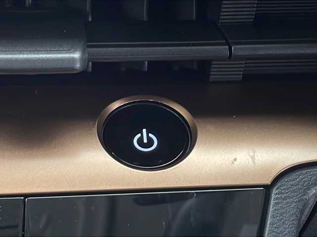 日産 サクラ G 千葉県 2024(令6)年 0.3万km ブラック 純正ナビ/フルセグTV/全方位カメラ/インテリジェントクルーズコントロール/衝突被害軽減ブレーキ/側方支援/クリアランスソナー/シートヒーター/ハンドルヒーター/電子パーキング/オートホールド