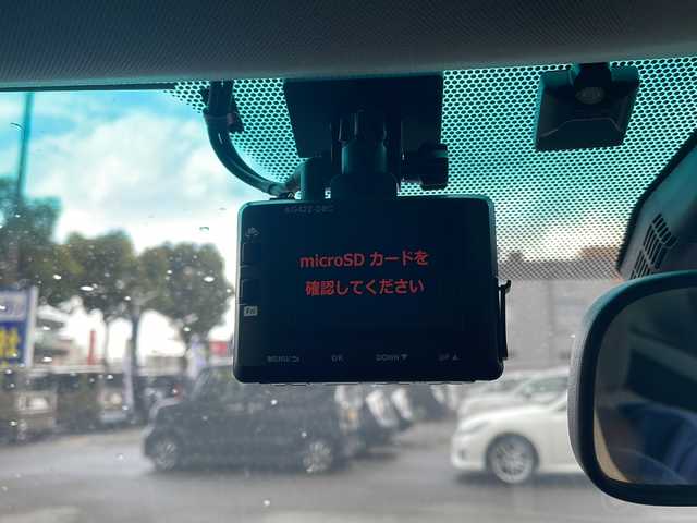 トヨタ カムリ ハイブリット Gパッケージ 福井県 2013(平25)年 6.8万km ホワイトパールクリスタルシャイン (株)IDOMが運営する【じしゃロン福井店】の自社ローン対象車両になります。こちらは現金またはオートローンご利用時の価格です。自社ローンご希望の方は別途その旨お申付け下さい/純正ナビ/Bluetooth/フルセグTV/CD/DVD/バックカメラ/ドライブレコーダー/アイドリングストップ/クルーズコントロール/運転席パワーシート/オートライト/フォグライト/キセノンヘッドライト/ETC/ドアバイザー/ステアリングスイッチ/プッシュスタート/スマートキー