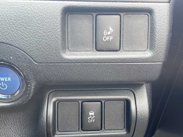 トヨタ カムリ ハイブリット Gパッケージ 福井県 2013(平25)年 6.8万km ホワイトパールクリスタルシャイン (株)IDOMが運営する【じしゃロン福井店】の自社ローン対象車両になります。こちらは現金またはオートローンご利用時の価格です。自社ローンご希望の方は別途その旨お申付け下さい/純正ナビ/Bluetooth/フルセグTV/CD/DVD/バックカメラ/ドライブレコーダー/アイドリングストップ/クルーズコントロール/運転席パワーシート/オートライト/フォグライト/キセノンヘッドライト/ETC/ドアバイザー/ステアリングスイッチ/プッシュスタート/スマートキー