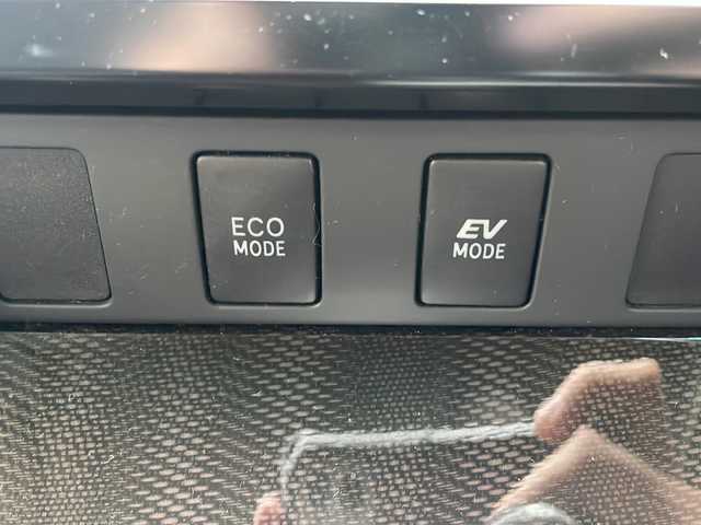 トヨタ カムリ ハイブリット Gパッケージ 福井県 2013(平25)年 6.8万km ホワイトパールクリスタルシャイン (株)IDOMが運営する【じしゃロン福井店】の自社ローン対象車両になります。こちらは現金またはオートローンご利用時の価格です。自社ローンご希望の方は別途その旨お申付け下さい/純正ナビ/Bluetooth/フルセグTV/CD/DVD/バックカメラ/ドライブレコーダー/アイドリングストップ/クルーズコントロール/運転席パワーシート/オートライト/フォグライト/キセノンヘッドライト/ETC/ドアバイザー/ステアリングスイッチ/プッシュスタート/スマートキー