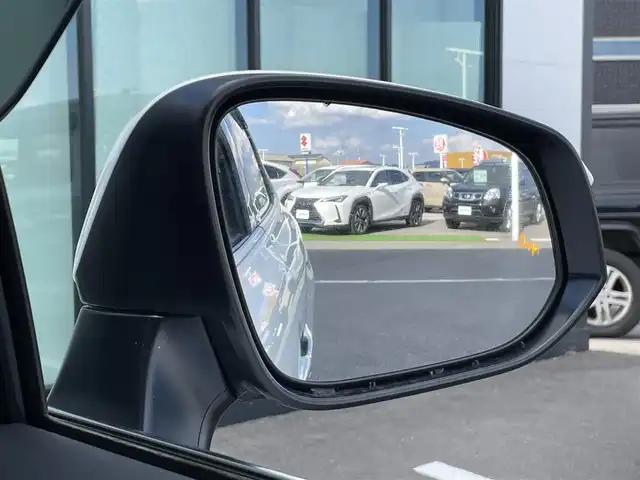 トヨタ ハリアー Z 香川県 2020(令2)年 1.6万km ホワイトパールクリスタルシャイン Toyota Safety Sense/・レーダークルーズコントロール/・レーントレーシングアシスト/・プリクラッシュセーフティ/・アダプティブハイビームシステム/・ロードサインアシスト/・インテリジェントクリアランスソナー/・ブラインドスポットモニター/・デジタルインナーミラー/・パーキングサポートブレーキ/12.3インチディスプレイオーディオ/（コネクティッドナビ対応）/→フルセグ/Bluetooth/USB/AUX/MiraCast/パノラミックビューモニター/JBLプレミアムサウンドシステム/ハンズフリーパワーバックドア/ハーフレザーシート/運転席パワーシート/LEDオートライト/ヘッドアップディスプレイ/電子パーキングブレーキ/オートブレーキホールド/革巻きステアリング/ステアリングリモコン/MTモード付AT/前後ドライブレコーダー/ビルトインETC2.0