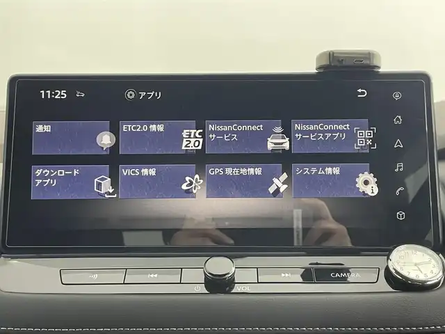 日産 エクストレイル G e－4ORCE 道央・札幌 2022(令4)年 0.5万km ブリリアントシルバー ・４WD/・ワンオーナー/・日産コネクトナビ/　USB/Bluetooth/AppleCarPlay/・アラウンドビューモニター/・デジタルインナーミラー/・ビルトインETC2.0/・ワイヤレス充電/・ヘッドアップディスプレイ/・プロパイロット/　衝突被害軽減ブレーキ/　レーンキープアシスト/　後側方車両検知警報/　衝突防止支援/　踏み間違い衝突防止/　ロードサインアシスト/・パーキングサポート/・レーダークルーズコントロール/・クリアランスソナー/・ダウンヒルアシストコントロール/・横滑り防止装置/・ABS/・オートブレーキホールド/・オートマチックハイビーム/・LEDヘッドライト/・フロントフォグランプ/・レザーシート/・D+N席シートヒーター/・社外フロアマット/・プッシュスタート/・スマートキー/・スペアキー/・取/保