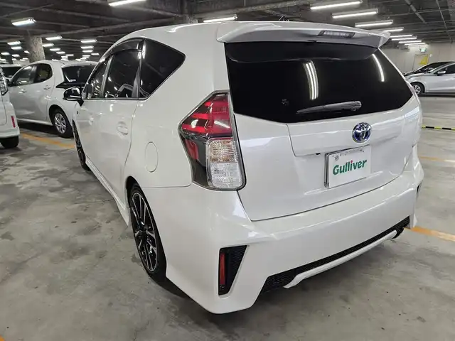トヨタ プリウス α S ツーリングセレクション G’s 宮崎県 2016(平28)年 7.5万km ホワイトパールクリスタルシャイン ストラーダ9型ナビ/フルセグTV/バックカメラ/ビルトインETC/ドライブレコーダー/LEDヘッドランプ/オートライト/オートエアコン/ディンプル革巻きステアリング/ステアリングスイッチ/スエード調/合皮コンビスポーツシート/純正16インチアルミホイール/スマートキー/プッシュエンジンスタート/禁煙車