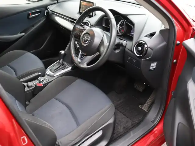 マツダ デミオ 13S 福島県 2015(平27)年 13.8万km ソウルレッドプレミアムメタリック  ワンオーナー / 純正ナビ・フルセグTV/ スマートキー/ 衝突被害軽減ブレーキ/ 純正アルミホイル/ 純正フォグランプ/ 横滑り防止装置/ アイドリングストップ