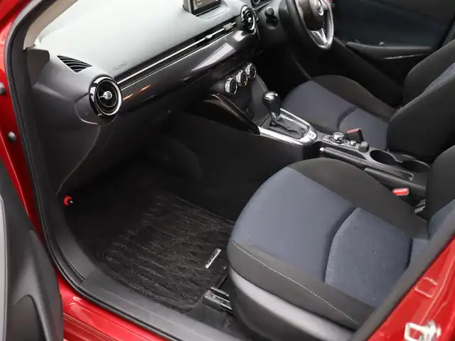 マツダ デミオ 13S 福島県 2015(平27)年 13.8万km ソウルレッドプレミアムメタリック  ワンオーナー / 純正ナビ・フルセグTV/ スマートキー/ 衝突被害軽減ブレーキ/ 純正アルミホイル/ 純正フォグランプ/ 横滑り防止装置/ アイドリングストップ