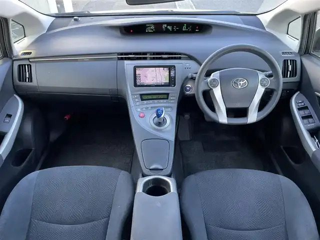 トヨタ プリウス S ツーリングセレクション 東京都 2014(平26)年 7万km ホワイトパールクリスタルシャイン ALPINEナビ/バックカメラ/Bluetooth/DVD/CD/フルセグTV/ETC/オートライト/純正フロアマット/純正サイドバイザー/純正17インチアルミホイール/フォグライト