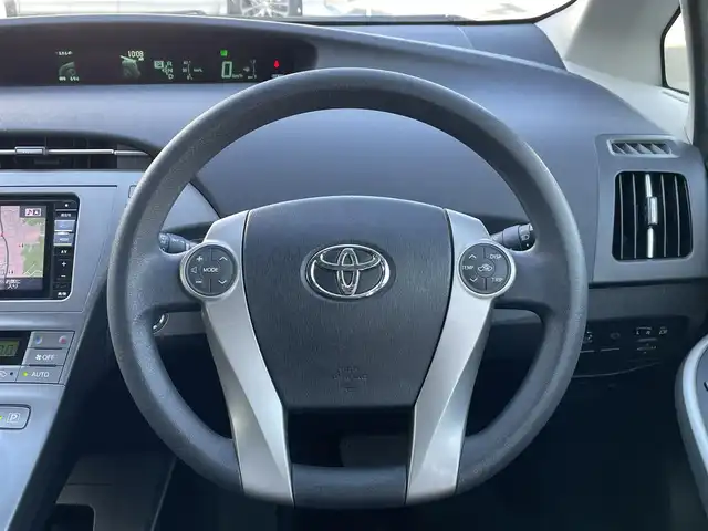 トヨタ プリウス S ツーリングセレクション 東京都 2014(平26)年 7万km ホワイトパールクリスタルシャイン ALPINEナビ/バックカメラ/Bluetooth/DVD/CD/フルセグTV/ETC/オートライト/純正フロアマット/純正サイドバイザー/純正17インチアルミホイール/フォグライト