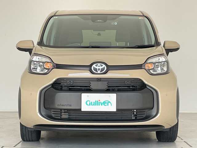 トヨタ シエンタ ハイブリッド G 愛知県 2024(令6)年 1.8万km ベージュ トヨタセーフティセンス/純正10.5型ディスプレイオーディオナビ/全方位カメラ/両側パワースライドドア/レーダークルーズコントロール/シートヒーター/コーナーセンサー/ＥＴＣ/ブラインドスポットモニター/LEDヘッドライト/ステアリングヒーター/レーンキープアシスト/オートマチックハイビーム/ドライブレコーダー/衝突軽減システム/フルセグ/CD DVD/Bluetooth/ステアリングスイッチ/スマートキー/プッシュスタート