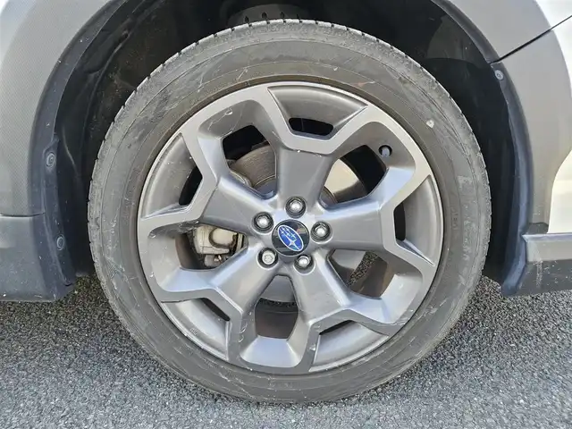 スバル エクシーガクロスオーバー７ X－ブレイク 愛媛県 2017(平29)年 6.7万km クリスタルホワイトP 4WD/ワンオーナー/カロッツェリアナビ/フルセグTV/バックカメラ/ドライブレコーダー/全車速追従機能付クルーズコントロール/アイサイトver2/・衝突被害軽減ブレーキ/・誤発進抑制機能/・車線逸脱警報/HIDヘッドランプ/革巻きステアリング/パドルシフト/撥水機能ハーフレザーシート/前席パワーシート/シートヒーター/純正17インチアルミホイール/スマートキー/プッシュエンジンスタート/禁煙車