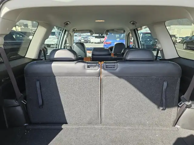 スバル エクシーガクロスオーバー７ X－ブレイク 愛媛県 2017(平29)年 6.7万km クリスタルホワイトP 4WD/ワンオーナー/カロッツェリアナビ/フルセグTV/バックカメラ/ドライブレコーダー/全車速追従機能付クルーズコントロール/アイサイトver2/・衝突被害軽減ブレーキ/・誤発進抑制機能/・車線逸脱警報/HIDヘッドランプ/革巻きステアリング/パドルシフト/撥水機能ハーフレザーシート/前席パワーシート/シートヒーター/純正17インチアルミホイール/スマートキー/プッシュエンジンスタート/禁煙車