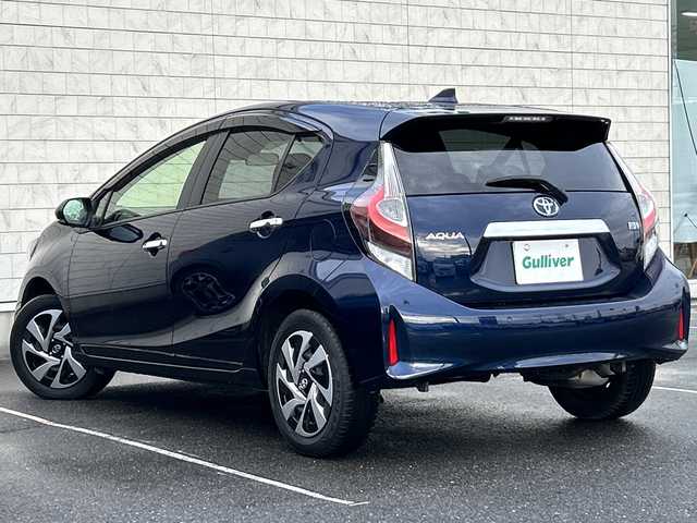 トヨタ アクア S スタイルブラック 茨城県 2021(令3)年 6.2万km ダークブルーマイカ 純正メモリナビ【NSZT-W68T】/(地デジTV・CD・DVD・BT・ラジオ再生)/プリクラッシュセーフティ/コーナーセンサー/アラウンドビューモニター/ビルトインETC/ドライブレコーダー/オートライト/LEDヘッドライト/オートハイビーム/スマートキー/スペアキー/取扱説明書