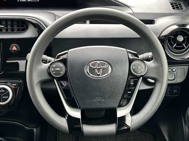 トヨタ アクア S スタイルブラック 茨城県 2021(令3)年 6.2万km ダークブルーマイカ 純正メモリナビ【NSZT-W68T】/(地デジTV・CD・DVD・BT・ラジオ再生)/プリクラッシュセーフティ/コーナーセンサー/アラウンドビューモニター/ビルトインETC/ドライブレコーダー/オートライト/LEDヘッドライト/オートハイビーム/スマートキー/スペアキー/取扱説明書