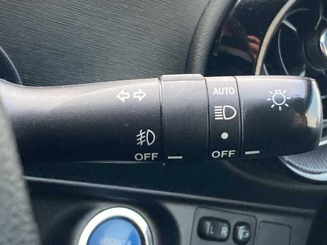 トヨタ アクア S スタイルブラック 茨城県 2021(令3)年 6.2万km ダークブルーマイカ 純正メモリナビ【NSZT-W68T】/(地デジTV・CD・DVD・BT・ラジオ再生)/プリクラッシュセーフティ/コーナーセンサー/アラウンドビューモニター/ビルトインETC/ドライブレコーダー/オートライト/LEDヘッドライト/オートハイビーム/スマートキー/スペアキー/取扱説明書