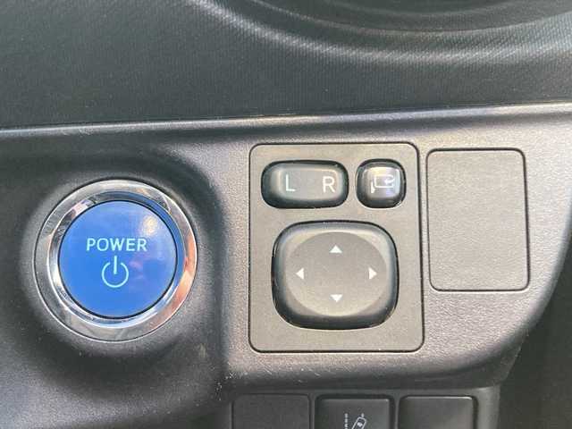 トヨタ アクア S スタイルブラック 茨城県 2021(令3)年 6.2万km ダークブルーマイカ 純正メモリナビ【NSZT-W68T】/(地デジTV・CD・DVD・BT・ラジオ再生)/プリクラッシュセーフティ/コーナーセンサー/アラウンドビューモニター/ビルトインETC/ドライブレコーダー/オートライト/LEDヘッドライト/オートハイビーム/スマートキー/スペアキー/取扱説明書