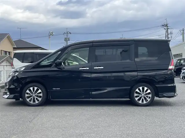 日産 セレナ