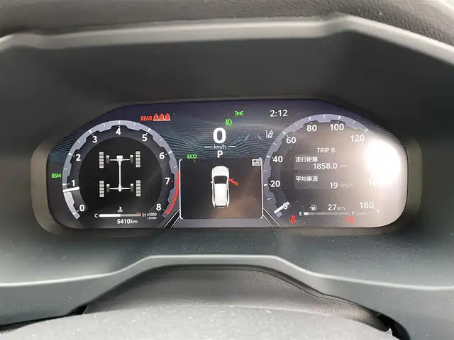 トヨタ ＲＡＶ４ アドベンチャー オフロードPKGⅡ 福島県 2022(令4)年 0.6万km スーパーホワイトⅡ ワンオーナー/追従機能付きクルーズコントロール/ハンズフリーパワーバックドア/デジタルインナーミラー/純正ナビ/　AM/FM/TV/Bluetooth/バックカメラ/全周囲モニター/純正アルミホイール/ETC２．０/ステアリングスイッチ/ステアリングヒーター/レザーシート/パワーシート（D席）/シートヒーター（前席）/シートベンチレーション（前席）/メモリーシート/電子制御パーキングブレーキ/ブレーキホールド/前後クリアランスソナー/レーダーブレーキサポート/LEDヘッドライト/フォグランプ/オートマチックハイビーム/オートライト/４WD/ダウンヒルアシストコントロール/MTモード付AT/衝突被害軽減システム/レーンキープアシスト/横滑り防止装置/盗難防止装置/ルーフレール/スペアキー（1本）/保証書/取扱説明書