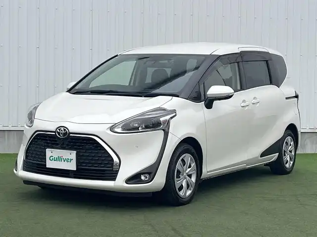 トヨタ シエンタ ファンベースG 香川県 2019(令1)年 4.7万km ホワイトパールクリスタルシャイン 登録時走行距離：46933km/ディーラー純正ナビ/　CD DVD BT フルセグTV/全方位カメラ/両側パワースライドドア/プリクラッシュセーフティシステム/レーンキープアシスト/オートハイビーム/オートライト/LEDヘッドライト/フォグランプ/ETC/前後ドライブレコーダー/アイドリングストップ/横滑り防止装置/革巻きステアリング/ステアリングスイッチ/プッシュスタート/スマートキー