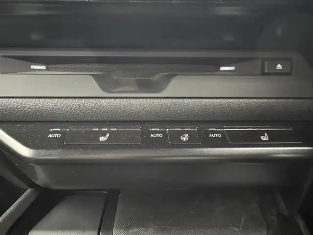 レクサス ＵＸ 250h バージョンC 愛知県 2020(令2)年 6.8万km グラファイトブラックガラスフレーク ワンオーナー　/純正ナビ　/全方位カメラ　/黒革　/パワーシート　/シートヒーター　/ステアリングヒート　/電動リアゲード　/純正AW　/ブラインドスポットモニター　/クルーズコントロール　/ETC装備　/純正LEDライト