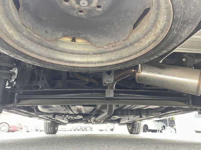 トヨタ ウィッシュ 1．8S 山梨県 2012(平24)年 6.4万km シルバーM 社外ナビ/ＥＴＣ　/バックモニター/ドライブレコーダー/後席用モニター　/プッシュスタート　/オートエアコン/パワーウインドウ/社外マフラー/純正１６インチＡＷ/ＭＴモード付ＡＴ/純正フロアマット