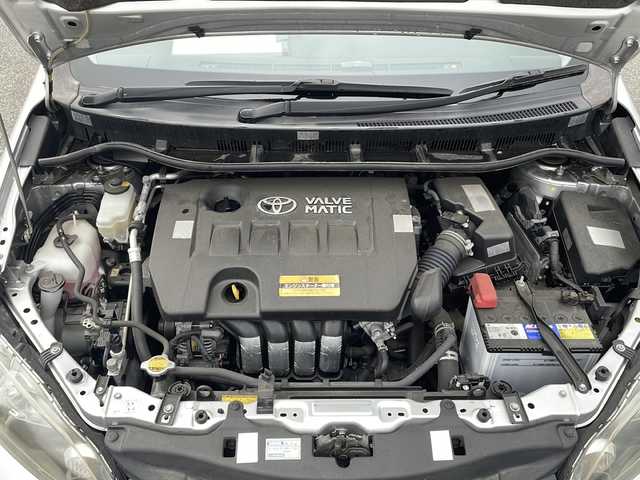 トヨタ ウィッシュ 1．8S 山梨県 2012(平24)年 6.4万km シルバーM 社外ナビ/ＥＴＣ　/バックモニター/ドライブレコーダー/後席用モニター　/プッシュスタート　/オートエアコン/パワーウインドウ/社外マフラー/純正１６インチＡＷ/ＭＴモード付ＡＴ/純正フロアマット
