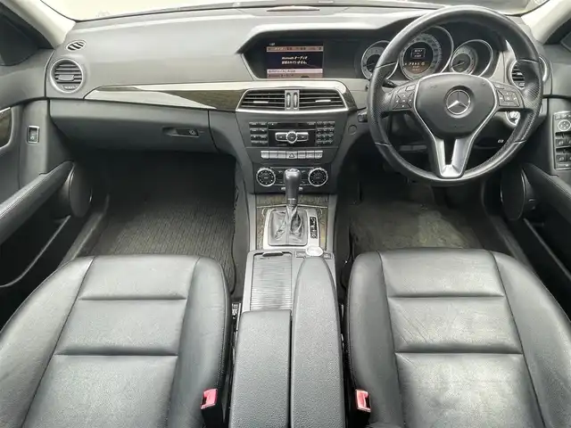 メルセデス・ベンツ Ｃ２００ ブルーエフィシェンシー AVG 埼玉県 2011(平23)年 4.2万km カルサイトホワイト 純正HDDナビ/(Bluetooth/CD/DVD/フルセグ)/シートヒーター/純正17インチアルミホイール/HIDヘッドライト/キーレスゴー/ETC