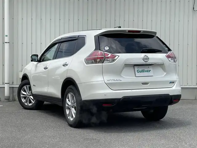 日産 エクストレイル ハイブリッド 20X エマージェンシーブレーキ 山形県 2015(平27)年 5.1万km ブリリアントホワイトパール 4WD/衝突軽減/純正SDナビ/　　【CD BT フルセグ USB AUX】/アラウンドビューモニター/クルーズコントロール/LEDオートヘッドライト/シートヒーター/純正17インチアルミホイール/ドライブレコーダー/コーナーセンサー/アイドリングストップ/パーキングアシスト/ステアリングスイッチ/電動格納ウィンカーミラー/フォグランプ/インテリジェントキー×2/ETC