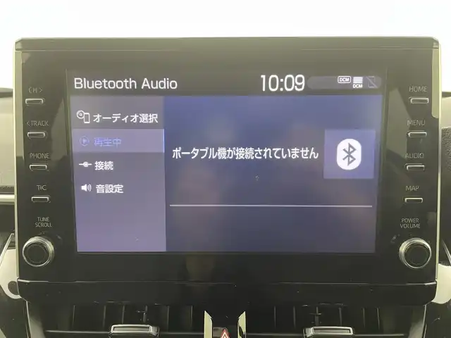 トヨタ カローラ クロス ハイブリッド Z 富山県 2023(令5)年 3.6万km アティチュードブラックマイカ 純正9型ディスプレイオーディオ（AM/FM/BT/USB/HDMI）/全方位カメラ/ドライブレコーダー/ETC/ブラインドスポットモニター/ハーフレザーシート/D席パワーシート/シートヒーター/衝突被害軽減システム/レーダークルーズコントロール/レーンキープアシスト/コーナーセンサー/横滑り防止装置/アイドリングストップ/純正アルミホイール/純正ゴムマット/オートLEDライト/オートマチックハイビーム/フォグライト/ステアリングスイッチ/革巻きステアリング/スマートキー/スペアキー