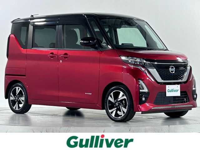 日産 ルークス ハイウェイスター X 佐賀県 2020(令2)年 8.8万km スパークリングレッド/ブラック 純正9インチナビ（MM319D-L）/（CD/DVD/フルセグTV/Bluetooth）/全方位カメラ/ハンズフリードア/エマージェンシーブレーキ/車線逸脱警報/クリアランスソナー/LEDヘッドライト/後席サーキュレーター/純正フロアマット/SOSコールボタン/パーソナルテーブル/スマートキー/スペアキー/純正15インチアルミホイール/ドアバイザー