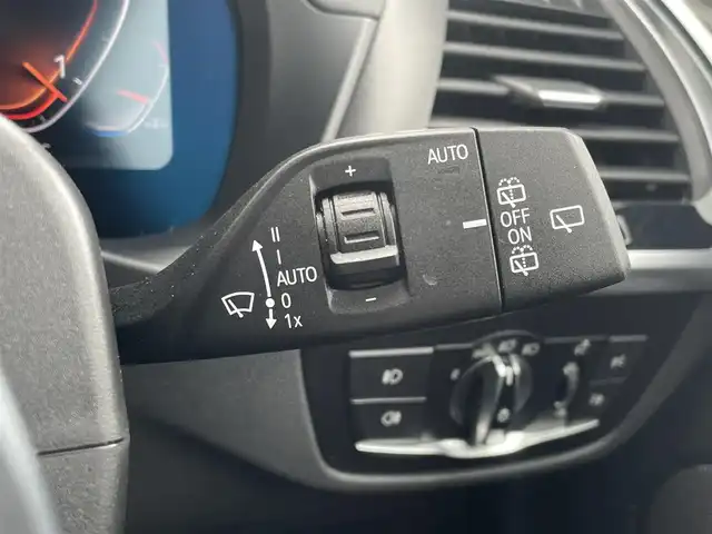 ＢＭＷ Ｘ３ xDrive20d Mスポーツ 東京都 2020(令2)年 4.9万km 青 ワンオーナー/スマートキー/プッシュスタート/フルオートエアコン/MFSW/アダプティブクルーズコントロール/パドルシフト/本革ステアリング/オートライト/オートハイビーム/前後フォグライト/ライブコックピット/コネクティドドライブ/フルセグTV/Bluetooth接続/USB/AppleCarPlay/本革シート/電動パワシート/シートヒーター/電動パワーゲート/バックモニター/フロントカメラ/サイドカメラ/ETC/純正フロアマット/コーナーセンサー/純正20インチアルミホイール