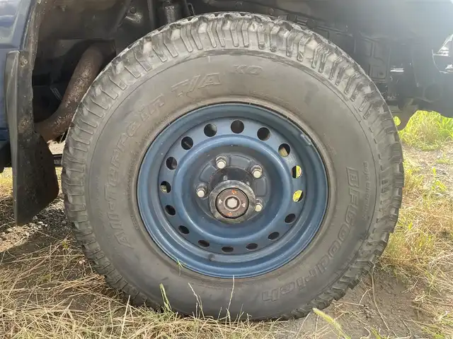 トヨタ ランドクルーザー LX 福井県 2002(平14)年 8.6万km ブルー ・パートタイム４WD/・AC/・冬タイヤ4本車載（215/80R16）