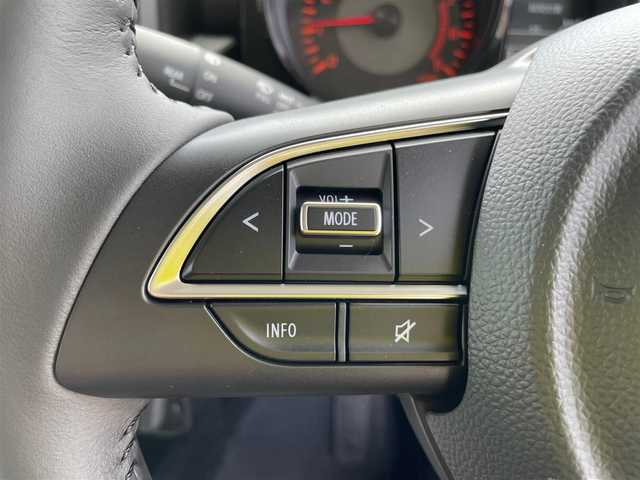 スズキ ジムニー XC 石川県 2025(令7)年 0.1万km未満 ピュアホワイトP 届出済未使用車/4WD/ターボ/スズキセーフティサポート/スマートキー/プッシュスタート/電動ミラー/純正アルミホイール/シートヒーター/フォグランプ/コーナーセンサー/保証書