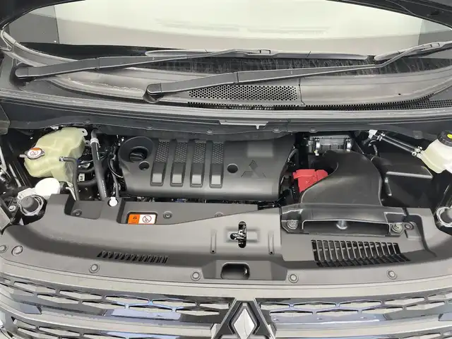 三菱 デリカＤ：５ シャモニー 滋賀県 2025(令7)年 0.1千km アメジストブラック ALPINE11型ナビ/CD/DVD/USB/SD/Bluetooth/フルセグテレビ/全方位カメラ/12.8型後席用モニター/e-アシスト/・衝突被害軽減ブレーキ/・車線逸脱警報システム/・レーダークルーズコントロール/・オートマチックハイビーム/・誤発進抑制機能/・後側方車両検知警報機能/・後退時車両検知警報システム/両側パワースライドドア/パワーバックドア/D/N席パワーシート/D/N席シートヒーター /LEDヘッドライト/オートライト/CHAMONIX (7人)　4WD　e-Assist/オリジナルナビ取付パッケージ＋リアモニター取付パッケージ(25/300)　/D:5専用11型ナビゲーション(322300)/12.8型後席用モニター(143550円)