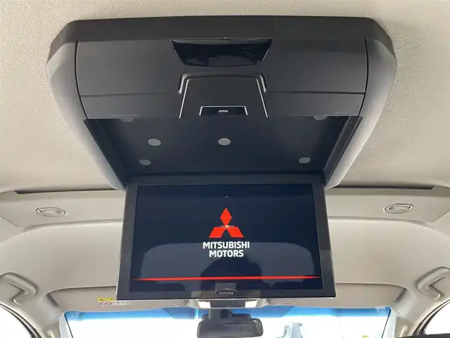 三菱 デリカＤ：５ シャモニー 滋賀県 2025(令7)年 0.1千km アメジストブラック ALPINE11型ナビ/CD/DVD/USB/SD/Bluetooth/フルセグテレビ/全方位カメラ/12.8型後席用モニター/e-アシスト/・衝突被害軽減ブレーキ/・車線逸脱警報システム/・レーダークルーズコントロール/・オートマチックハイビーム/・誤発進抑制機能/・後側方車両検知警報機能/・後退時車両検知警報システム/両側パワースライドドア/パワーバックドア/D/N席パワーシート/D/N席シートヒーター /LEDヘッドライト/オートライト/CHAMONIX (7人)　4WD　e-Assist/オリジナルナビ取付パッケージ＋リアモニター取付パッケージ(25/300)　/D:5専用11型ナビゲーション(322300)/12.8型後席用モニター(143550円)