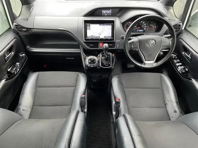 トヨタ ノア Si ダブルバイビーⅡ 滋賀県 2019(平31)年 6.9万km ホワイトパールクリスタルシャイン 禁煙車/純正９型ナビ/（ＣＤ／ＤＶＤ／Ｂｌｕｅｔｏｏｔｈ／フルセグ／ＳＤ）/トヨタセーフティセンス/アルパイン１０．２型後席モニター/クルーズコントロール/両側パワースライドドア/ハーフレザーシート/デュアルエアコン/LEDヘッドライト/バックカメラ/ビルトインETC/オートライト/オートハイビーム