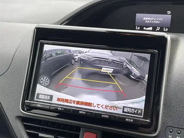 トヨタ ノア Si ダブルバイビーⅡ 滋賀県 2019(平31)年 6.9万km ホワイトパールクリスタルシャイン 禁煙車/純正９型ナビ/（ＣＤ／ＤＶＤ／Ｂｌｕｅｔｏｏｔｈ／フルセグ／ＳＤ）/トヨタセーフティセンス/アルパイン１０．２型後席モニター/クルーズコントロール/両側パワースライドドア/ハーフレザーシート/デュアルエアコン/LEDヘッドライト/バックカメラ/ビルトインETC/オートライト/オートハイビーム