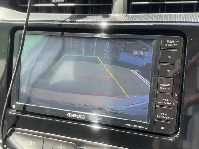 トヨタ アクア S 徳島県 2018(平30)年 6.7万km シルバーM トヨタセーフティセンス　/社外７型ナビゲーション/（フルセグ/CD/DVD/SD/Bluetooth）　/バックモニター　/ＬＥＤヘッドライト　/ヘッドライトレベリング/衝突軽減被害ブレーキ/レーンキープアシスト/クリアランスソナー　/ビルトインＥＴＣ　/トラクションコントロール　/ＥＣＯ＆ＥＶモード切替　/プッシュスタート/スマートキー/スペアキー/ウィンカーミラー　/電動格納ミラー/ステアリングリモコン/純正フロアマット　/サイドバイザー
