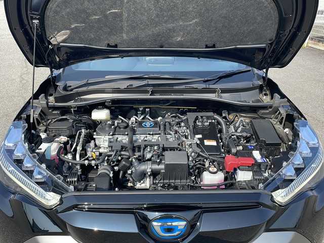 トヨタ カローラ クロス ハイブリッド Z 富山県 2022(令4)年 3.1万km アティチュードブラックマイカ 純正コネクティッドナビ　/PCS/PKSB/RSA/LTA/レーダークルーズコントロール　/純正ＡＷ付きスタッドレス/CD/DVDデッキ　/シートヒーター　/電動リアゲート　/スペアキー　/パワーシート　/ドライブレコーダー　/ビルトインＥＴＣ/コーナーセンサー/オートハイビーム/LEDヘッドライト/USB入力端子/取扱説明書/保証書/ナビ取扱説明書