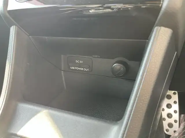 スバル インプレッサ ＸＶ 2．0i－L アイサイト 高知県 2015(平27)年 6.7万km クリスタルホワイトP 社外&CD再生&USB接続/アイサイト/アイドリングストップ/AAC/スマートキー/純正フロアマット/純正17インチアルミホイール/運転席＋助手席エアバッグ/横滑り防止装置/盗難防止装置/衝突被害軽減システム/オートライト/レーンキープアシスト/キセノンヘッドライト