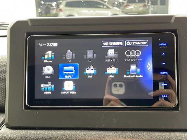 スズキ ジムニー シエラ JC 宮城県 2024(令6)年 1.3万km ミディアムグレー 禁煙車/７インチワイドKENWOOD彩速ナビMDV-S711HDW/（BT/フルセグTV/AM/FM）/LBWKバイザー/背面タイヤ/追従クルーズコントロール/バックカメラ/ETC/ダウンヒルアシストコントロール/純正15インチアルミホイール/LEDヘッドライト/シートヒーター/オートライト/デュアルセンサーブレーキサポート/誤発進抑制機能/ABS/レーンキープアシスト/衝突被害軽減システム/横滑り防止装置
