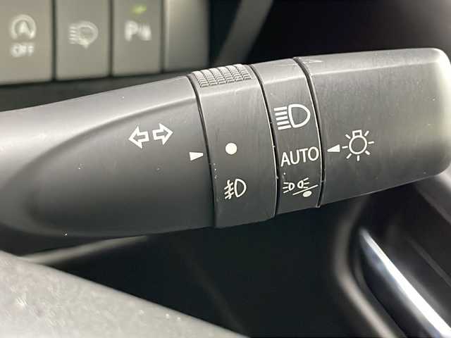 スズキ ジムニー シエラ JC 宮城県 2024(令6)年 1.3万km ミディアムグレー 禁煙車/７インチワイドKENWOOD彩速ナビMDV-S711HDW/（BT/フルセグTV/AM/FM）/LBWKバイザー/背面タイヤ/追従クルーズコントロール/バックカメラ/ETC/ダウンヒルアシストコントロール/純正15インチアルミホイール/LEDヘッドライト/シートヒーター/オートライト/デュアルセンサーブレーキサポート/誤発進抑制機能/ABS/レーンキープアシスト/衝突被害軽減システム/横滑り防止装置