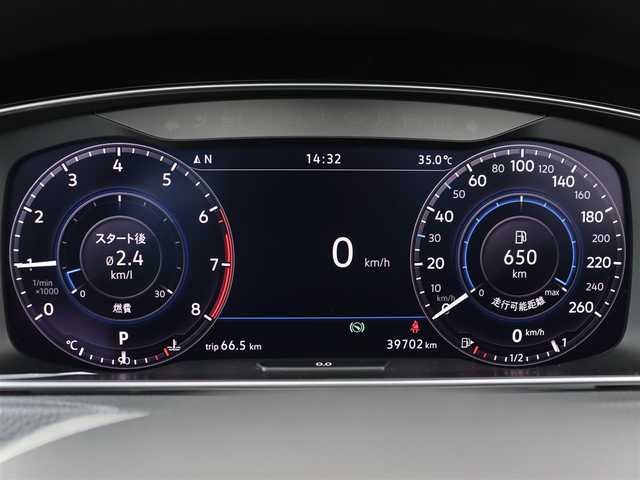 フォルクスワーゲン ゴルフ TSI ハイライン テックED 長野県 2018(平30)年 4万km 黒 ＤｉｓｃｏｖｅｒＰｒｏナビ　/バックカメラ　/ＣａｒＰｌａｙ　/ＡＣＣ　/衝突軽減ブレーキ　/レーンキープアシスト/ブラインドスポットモニター/デジタルメータークラスター　/純正１７ＡＷ　/ＬＥＤライト　/パドルシフト　/スマートキー