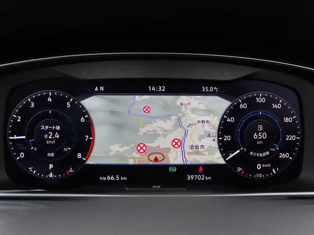 フォルクスワーゲン ゴルフ TSI ハイライン テックED 長野県 2018(平30)年 4万km 黒 ＤｉｓｃｏｖｅｒＰｒｏナビ　/バックカメラ　/ＣａｒＰｌａｙ　/ＡＣＣ　/衝突軽減ブレーキ　/レーンキープアシスト/ブラインドスポットモニター/デジタルメータークラスター　/純正１７ＡＷ　/ＬＥＤライト　/パドルシフト　/スマートキー