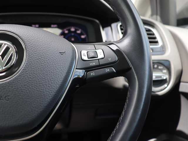 フォルクスワーゲン ゴルフ TSI ハイライン テックED 長野県 2018(平30)年 4万km 黒 ＤｉｓｃｏｖｅｒＰｒｏナビ　/バックカメラ　/ＣａｒＰｌａｙ　/ＡＣＣ　/衝突軽減ブレーキ　/レーンキープアシスト/ブラインドスポットモニター/デジタルメータークラスター　/純正１７ＡＷ　/ＬＥＤライト　/パドルシフト　/スマートキー